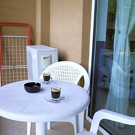 Ξενοδοχείο Cosy With Pool & Near 4*