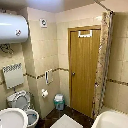 Ξενοδοχείο Cosy With Pool & Near 4*